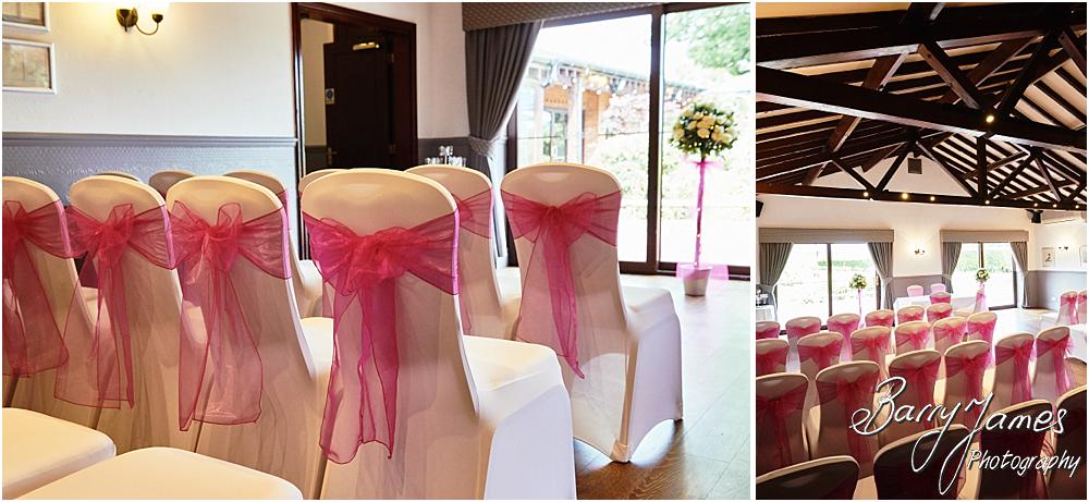 Gorgeous setting for a summer wedding at Oak Farm Hotel in Cannock by Stafford Wedding Photographer Barry James