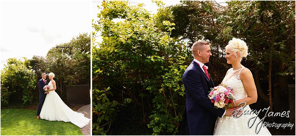 Creative relaxed portraits in the stunning front gardens at Oak Farm Hotel in Cannock by Cannock Wedding Photographer Barry James