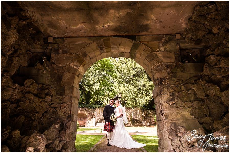 Creative elegant portraits in the beautiful sunken gardens at Moor Hall in Sutton Coldfield by Sutton Coldfield Wedding Photographer Barry James